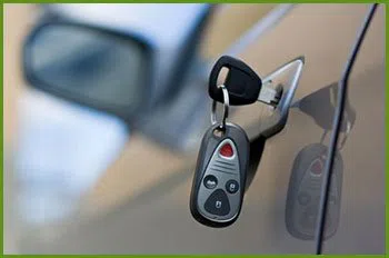 Neighborhood Locksmith Services Portland, OR 503-404-4024 - 18-car-unlock